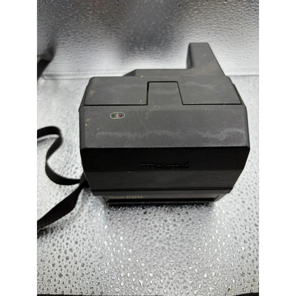 Vintage Polaroid  Sun 660 Autofocus Camera 600 Series Untested